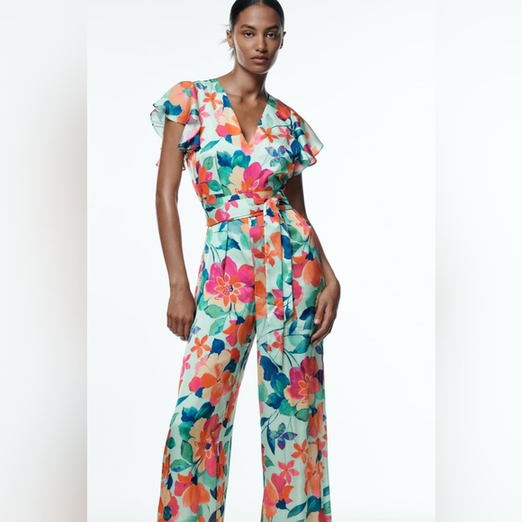 Zara | Pants & Jumpsuits | Zara Woman Nwt Ss22 Floral Print Jumpsuit ...